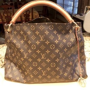 Authentic Louis Vuitton Artsy